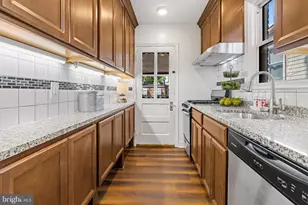 1318 W 37th Street W, Baltimore, MD 21211 - Photo 9