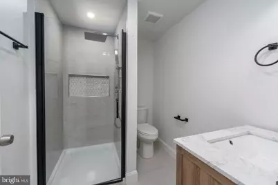443 W 23rd Street, Baltimore, MD 21211 - Photo 19