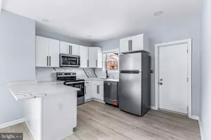 4024 Woodridge Rd, Baltimore, MD 21229 - Photo 3