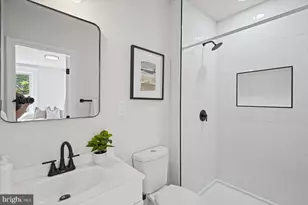 3014 Gwynns Falls Pkwy, Baltimore, MD 21216 - Photo 21