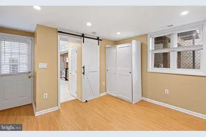 2204 Cambridge Street, Baltimore, MD 21231 - Photo 11
