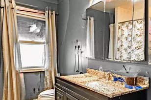 4406 Buena Vista Ave, Baltimore, MD 21211 - Photo 9