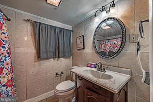 4406 Buena Vista Ave, Baltimore, MD 21211 - Photo 15