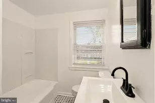 1302 Walker Ave, Baltimore, MD 21239 - Photo 9