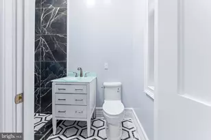 1100 W Lafayette Ave, Baltimore, MD 21217 - Photo 11