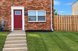 716 Deacon Hill Ct, Baltimore, MD 21225 - Photo 1