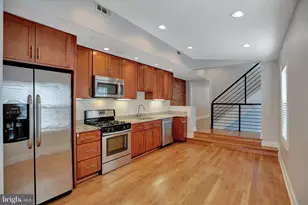 2127 E Lombard Street E, Baltimore, MD 21231 - Photo 3