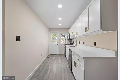 4048 Edgewood Road, Baltimore, MD 21215 - Photo 11