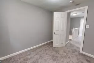 5108 Laurel Ave, Baltimore, MD 21215 - Photo 15