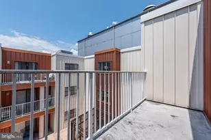 2702 Lighthouse Point E, Baltimore, MD 21224 - Photo 19