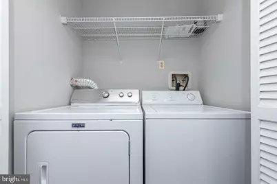 2702 Lighthouse Point E #725, Baltimore, MD 21224 - Photo 13