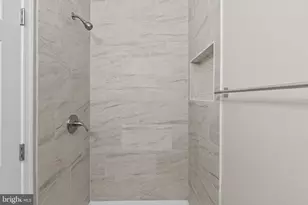 700 N Lakewood Ave, Baltimore, MD 21205 - Photo 9