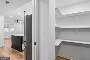 3700 Chatham Rd, Baltimore, MD 21215 - Photo 15
