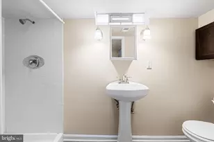 1100 S East Ave, Baltimore, MD 21224 - Photo 19