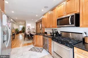 1025 S Bouldin St, Baltimore, MD 21224 - Photo 9