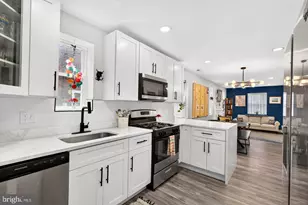 3806 Biddison Ln, Baltimore, MD 21206 - Photo 11