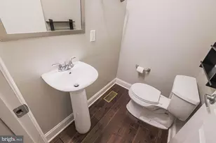 27 S East Ave N, Baltimore, MD 21224 - Photo 23