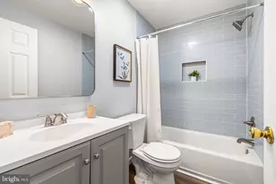 2741 Huntingdon Ave, Baltimore, MD 21211 - Photo 17