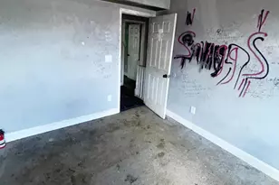 5234 St Charles Ave, Baltimore, MD 21215 - Photo 9