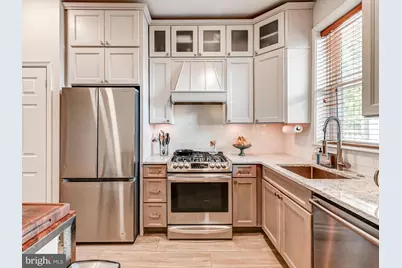 3 N Collington Avenue N, Baltimore, MD 21231 - Photo 11