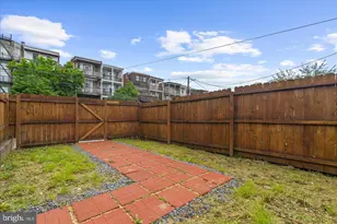 2321 Madison Ave, Baltimore, MD 21217 - Photo 41