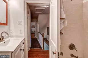 6 Elmwood Rd, Baltimore, MD 21210 - Photo 27