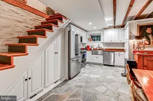 6 Elmwood Rd, Baltimore, MD 21210 - Photo 13