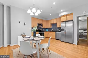 804 Ploy St, Baltimore, MD 21201 - Photo 9