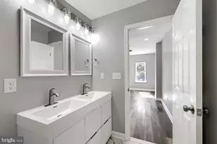 2204 Bank St, Baltimore, MD 21231 - Photo 15