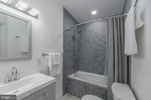1919 E Pratt St, Baltimore, MD 21231 - Photo 23