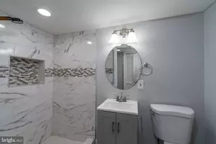 635 S Lehigh St, Baltimore, MD 21224 - Photo 25