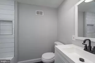 635 S Lehigh St, Baltimore, MD 21224 - Photo 21