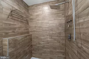 635 S Lehigh St, Baltimore, MD 21224 - Photo 17