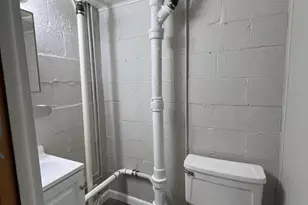 4823 Williston St, Baltimore, MD 21229 - Photo 11