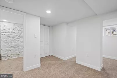 825 E 34th Street, Baltimore, MD 21218 - Photo 33
