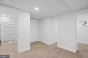 825 E 34th St, Baltimore, MD 21218 - Photo 33