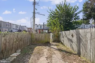 825 E 34th St, Baltimore, MD 21218 - Photo 37