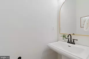 623 S Luzerne Ave, Baltimore, MD 21224 - Photo 25