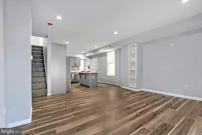 537 E Pontiac Avenue, Baltimore, MD 21225 - Photo 9