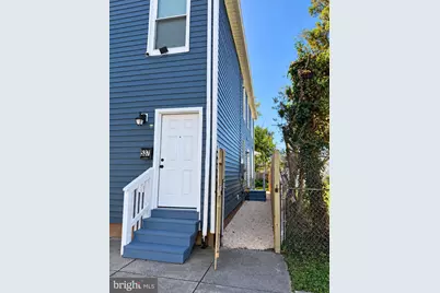 537 E Pontiac Avenue, Baltimore, MD 21225 - Photo 5