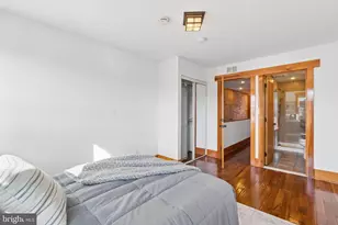 2802 E Fairmount Ave, Baltimore, MD 21224 - Photo 33