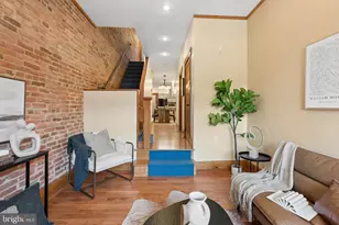 2802 E Fairmount Ave, Baltimore, MD 21224 - Photo 9