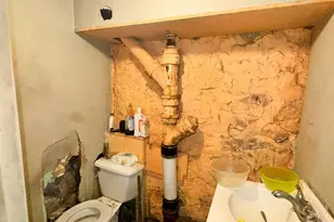 2109 Presbury St, Baltimore, MD 21217 - Photo 9