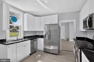 3201 Magnolia Ave, Baltimore, MD 21227 - Photo 7
