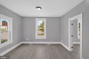 3201 Magnolia Ave, Baltimore, MD 21227 - Photo 9