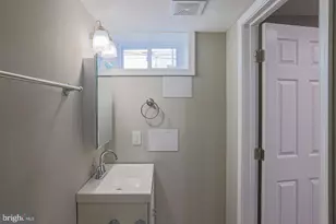 2506 W Cold Spring Ln, Baltimore, MD 21215 - Photo 15