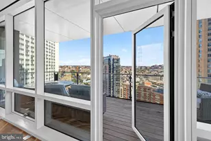 300 International Drive, Baltimore, MD 21202 - Photo 33