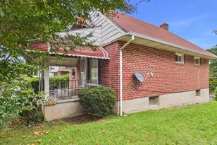4579 Derby Manor Dr, Baltimore, MD 21215 - Photo 3