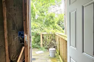 2425 Denison St, Baltimore, MD 21216 - Photo 9