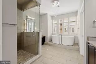 640 Ponte Villas S, Baltimore, MD 21230 - Photo 53